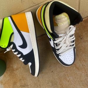 High Top Jordan 1 Nike Volt - image 1